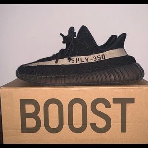 Yeezy Boost 350v2 Oreo
